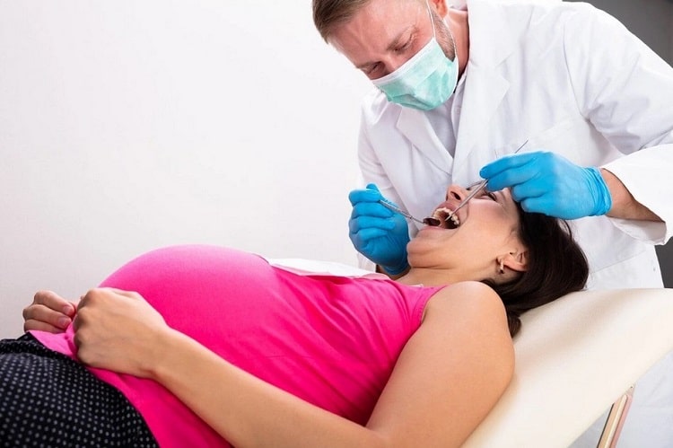 روش‌های خانگی درمان دندان درد در بارداری
